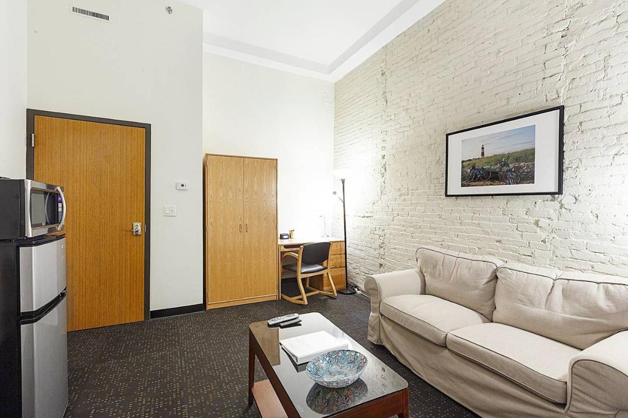 Апартаменты Studio Ready 4 Students & Traveling Professionals! 310 Бостон Экстерьер фото