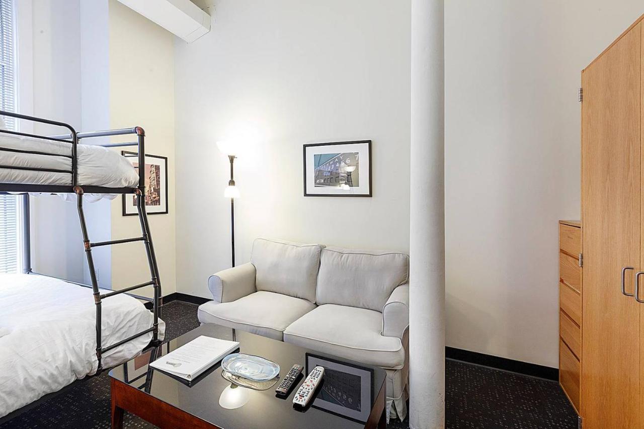 Апартаменты Studio Ready 4 Students & Traveling Professionals! 310 Бостон Экстерьер фото